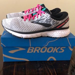 Brooks // Ghost 11 Running Shoes